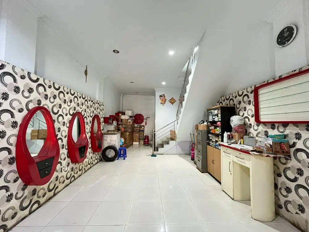 Ruko di jalan Malaka madong lubis daerah thamrin