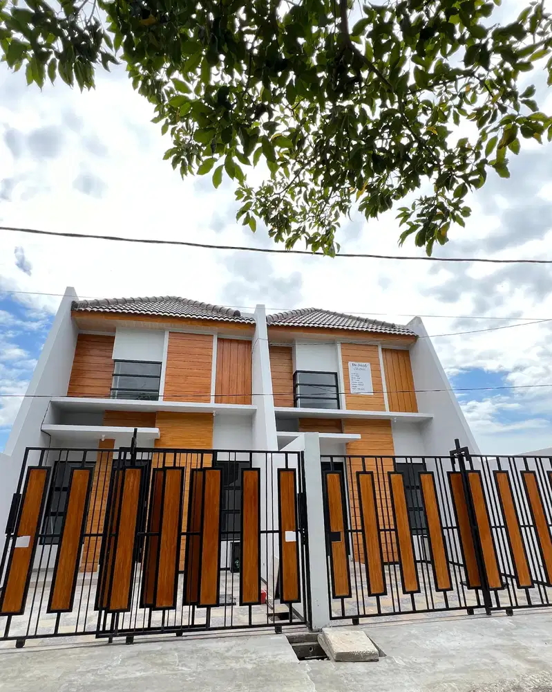 Miliki Rumah Baru 2 Lantai, 3KT, 2KM Di Rungkut, Medayu Utara, OERR