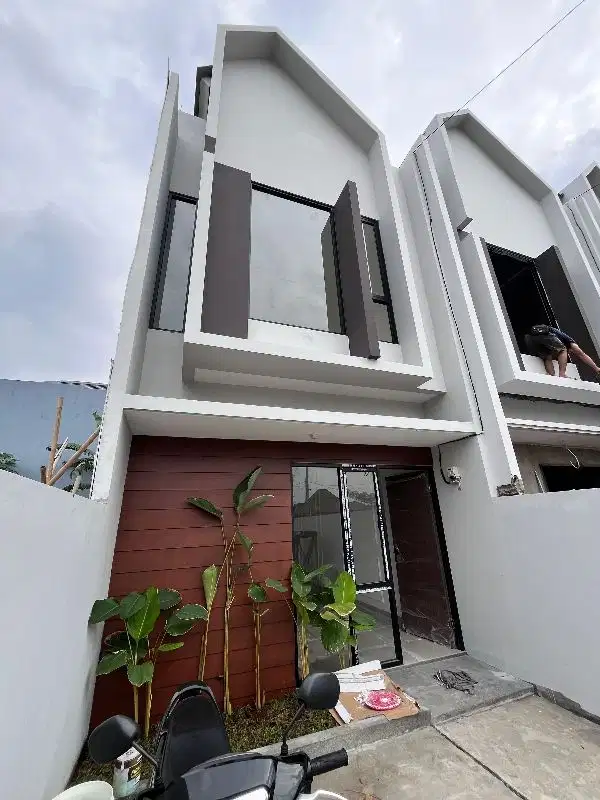 RUMAH MEWAH 2 LANTAI TERMURAH 2 CARPOT AKSES MUDAH