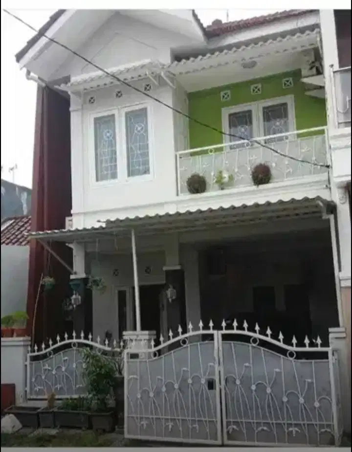 DI JUAL RUMAH MINIMALIS 2 LT SEMI FURNISHED DI AREA MER SURABAYA