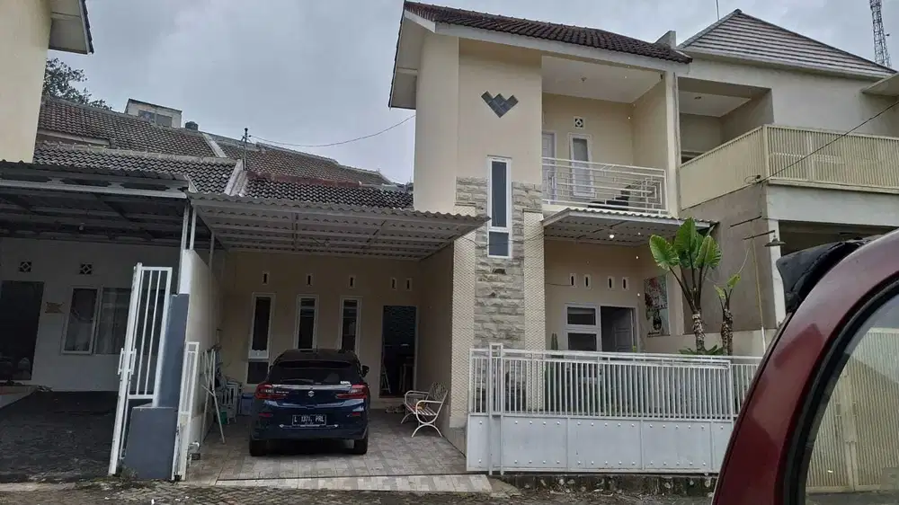 Villa di batu depan Jatim park 2 batu malang
