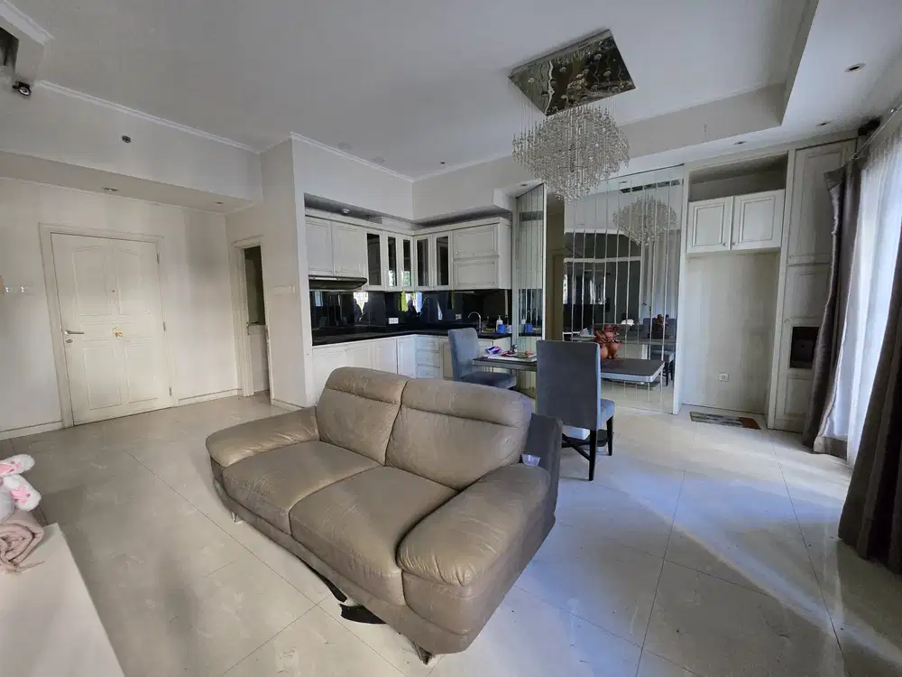 Jual Rumah Town House Rivera Mansion Waterplace, Pakuwon Indah