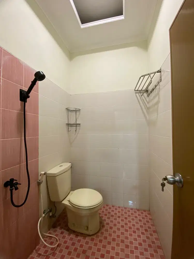 rumah bagus di dekat jalan gito gati siap.huni