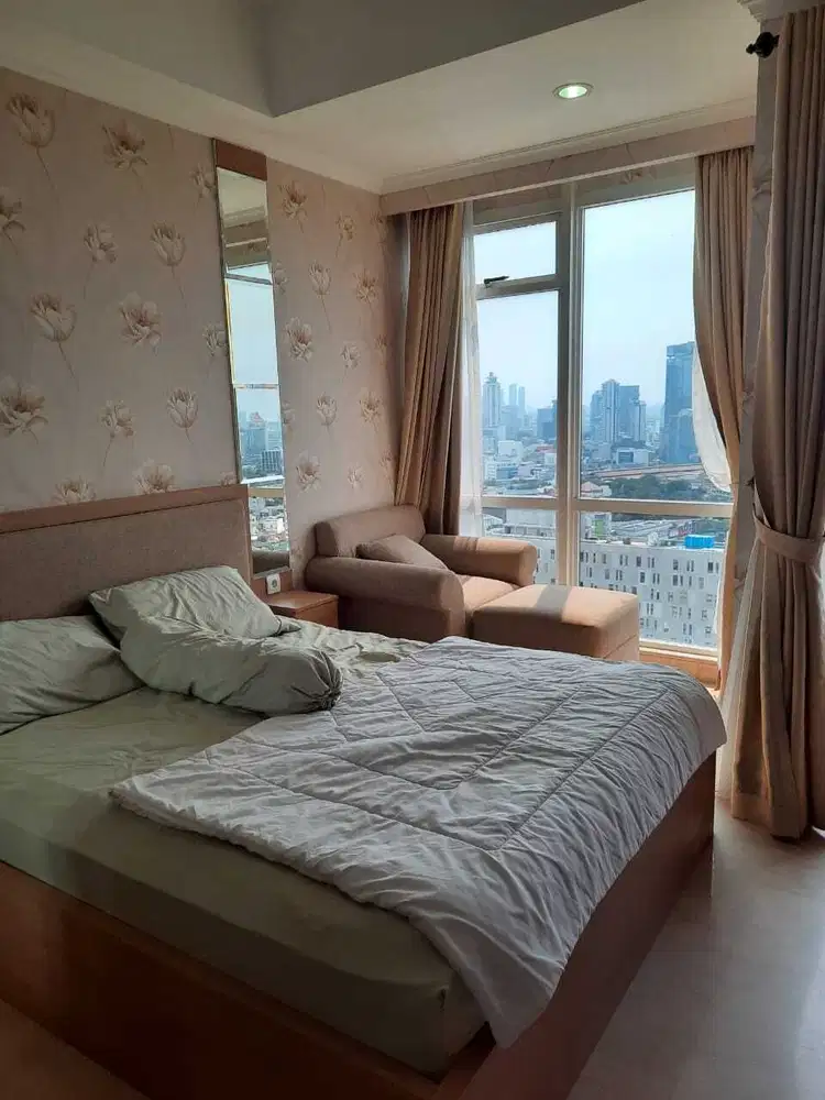DISEWAKAN APARTEMEN STUDIO MENTENG PARK