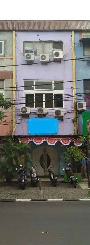 Dijual ruko LT 67 M2LB 57 M2 Gedung Bangunan 3 lt hrg 3,2M nett