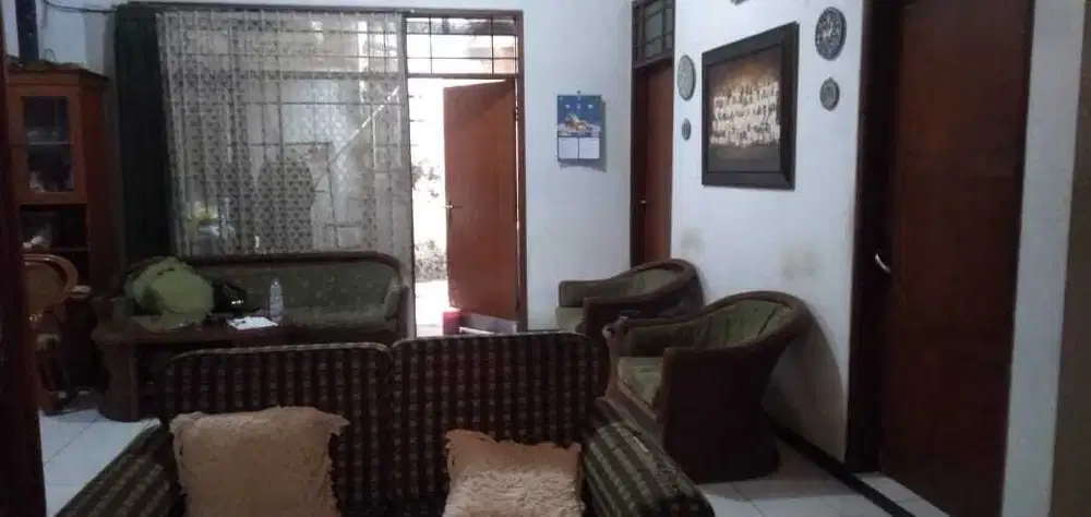 Rumah murah disayap lengkong besar.cikawao Bandung