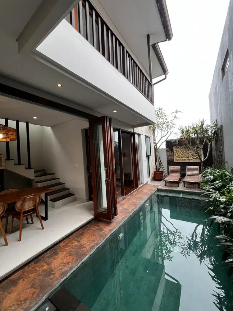 dijual rumah lantai 3 minimalis lokasi renon