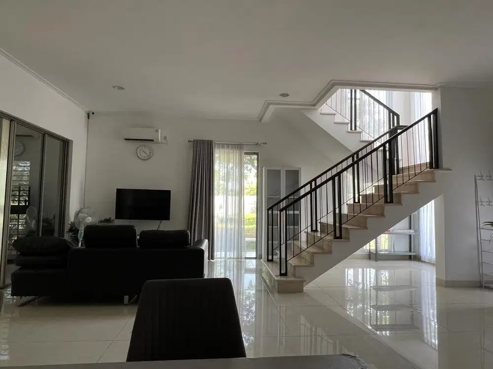 Dijual Rumah Golf Island Semi Furnished Ukuran 10x15 Limited Edition