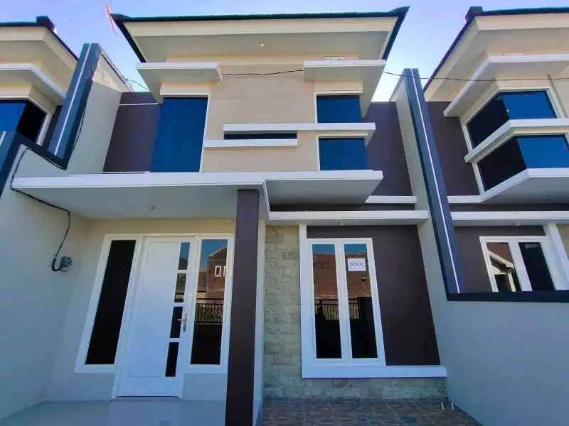 Rumah TIRTA AGUNG GUNUNG ANYAR MEDOKAN Minimalis Modern  Strategis