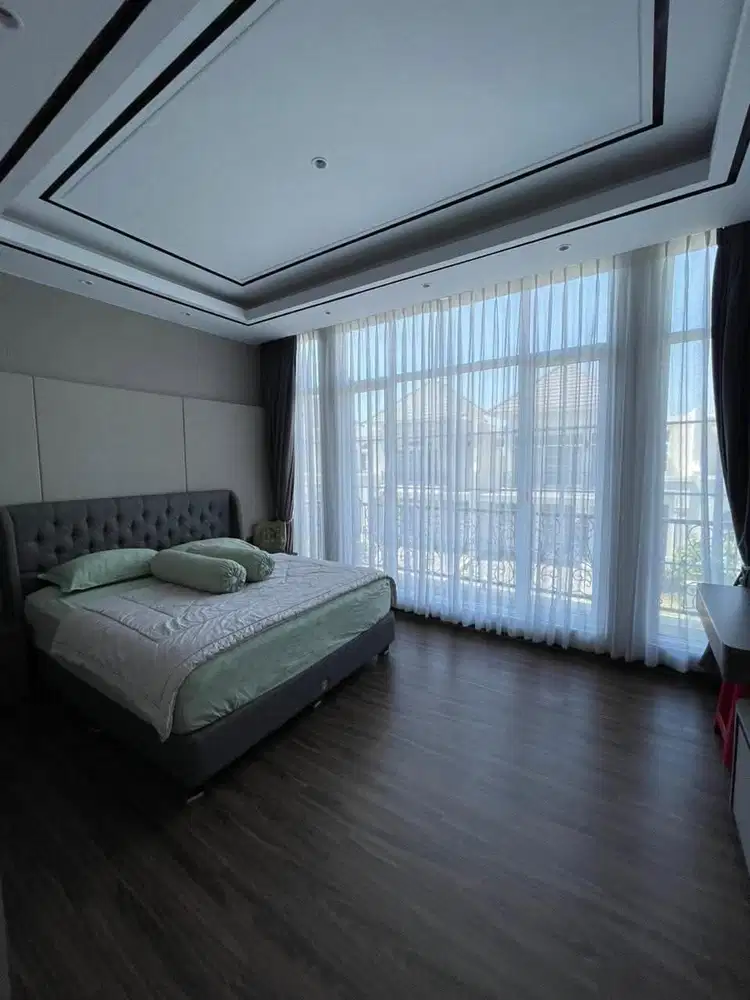 DIJUAL RUMAH MEWAH SIAP HUNI, DALAM PERUMAHAN SUMMARECON