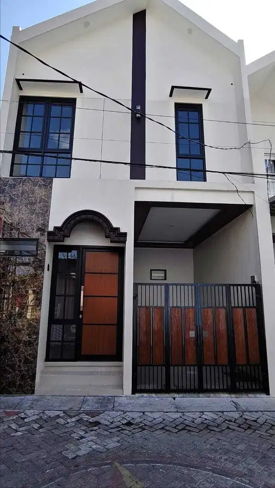 Unit Terbatas, Rumah Modern 2 Lantai Di Platuk Donomulyo, Pogot