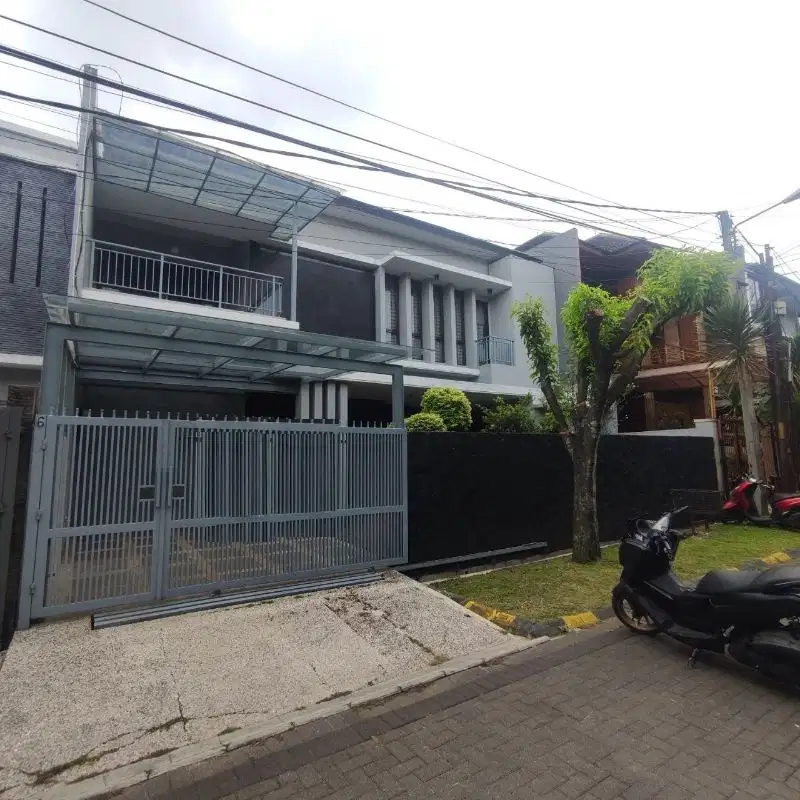 Pasti Nyaman  Rumah Siap Huni di Batununggal Indah