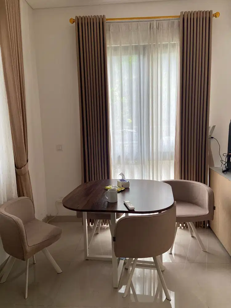 Dijual Rumah Hook Kondisi Baru Rapi Provence Suits BSD