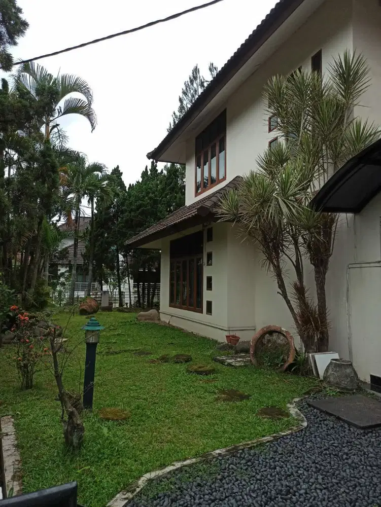 Murah ! Rumah Terawat Hook Siap Huni Kembar Regol Kota Bandung