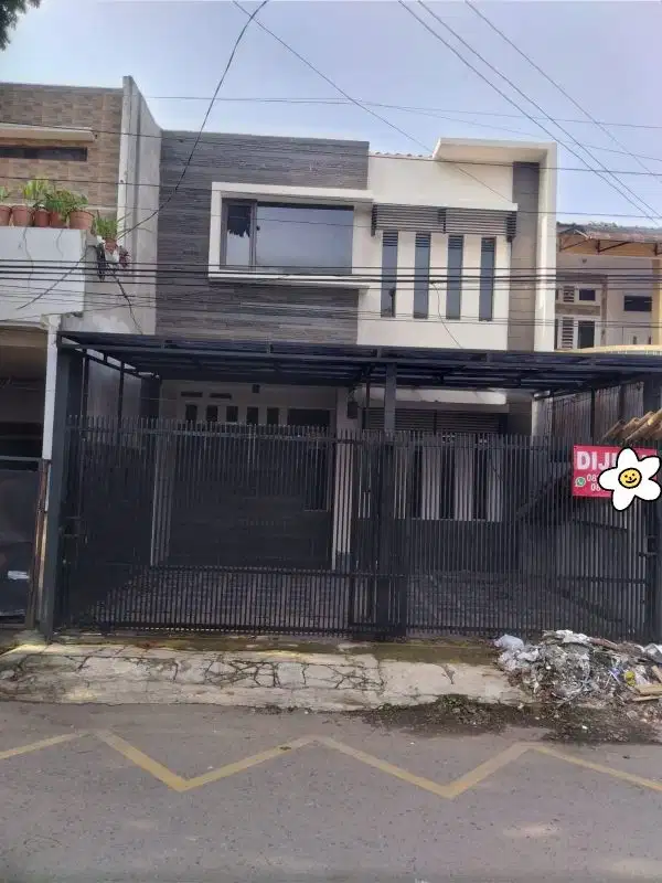 Di Jual Rumah modern minimalis mainroad  sarijadi