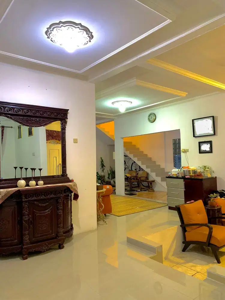 DIJUAL RUMAH 2LT BAGUS VIEW GUNUNG SEJUK MURAH SIAP HUNI SENTUL SSR852