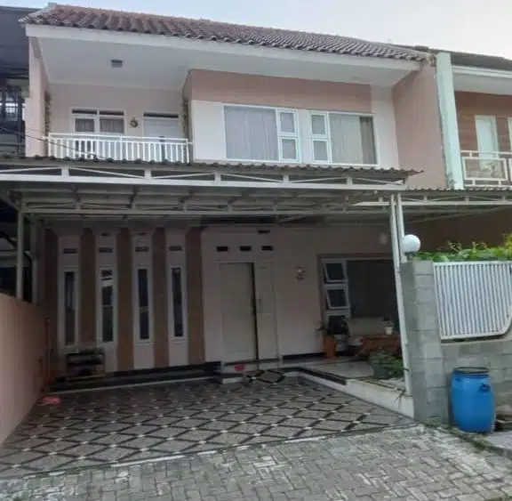 Jual Rumah LUAS, Jalan LEBAR, lingkungan NYAMAN dekat Pemkot cimahi