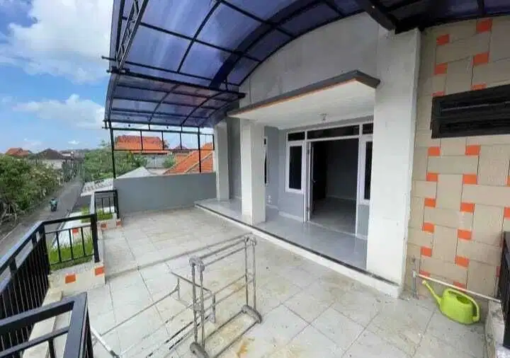 Dijual rumah lantai 3 dekat McDonald's jimbaran Badung Bali