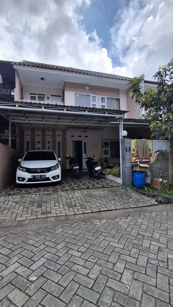 Dijual rumah siap huni di Ciawitali dekat cihanjuang cimahi bisa kpr