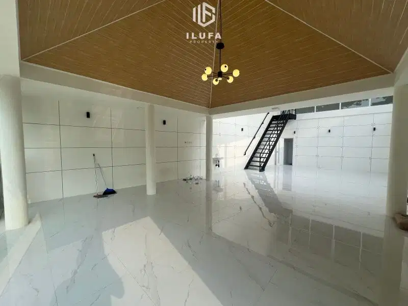 disewakan ruko 2lt area kebayoran baru akses jalan besar