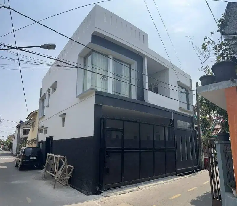 Jual Rumah 3 lantai Bagus Harga Murah di Riung Bandung bandung