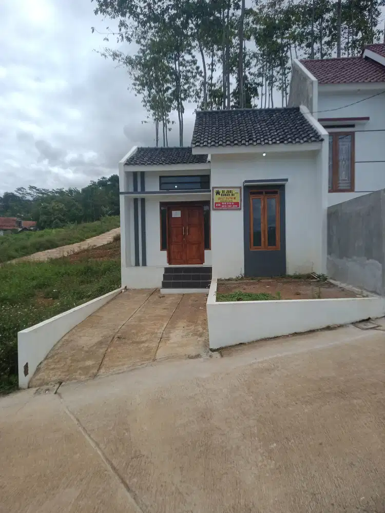 Rumah minimalis siap huni dicileunyi