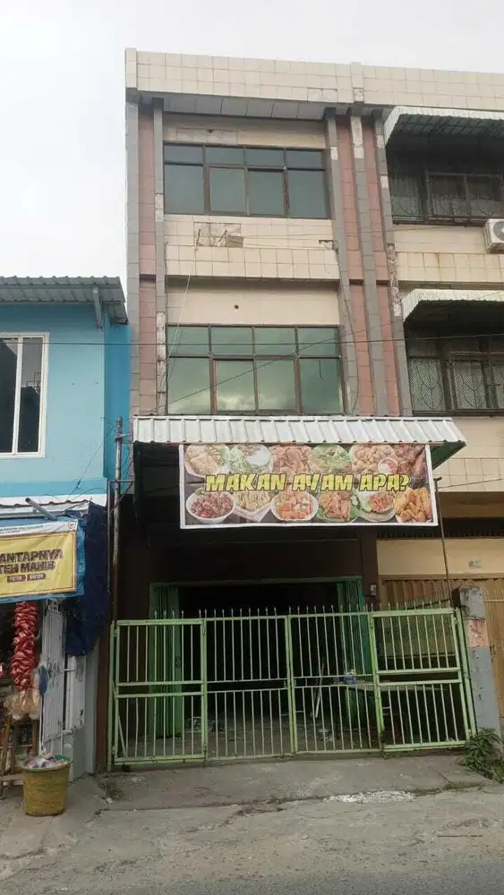 Ruko 3 Lantai Baru Renov Dekat Monginsidi dan Veteran