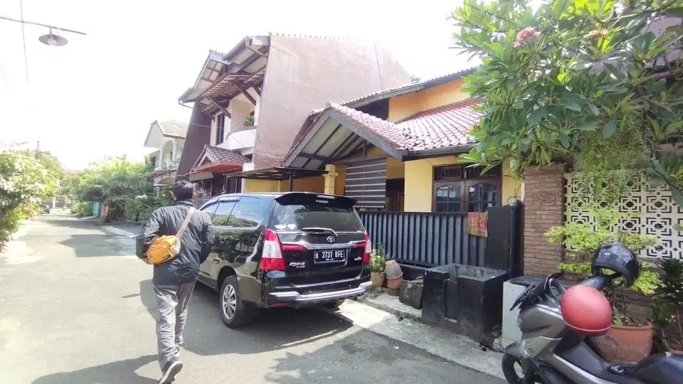 DiJual Rumah Di komplek larangan ciledug tangerang