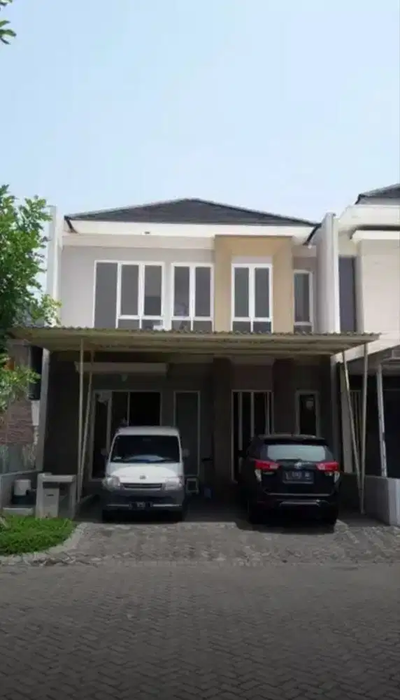 Dijual Rumah Mewah Royal Residence Cluster Greenwich Wiyung Surabaya
