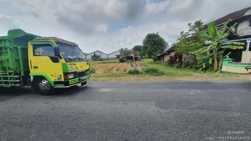 Area Jl. Jogja Solo Tanah Kalitirto Berbah Sleman Akses Jalan Lebar