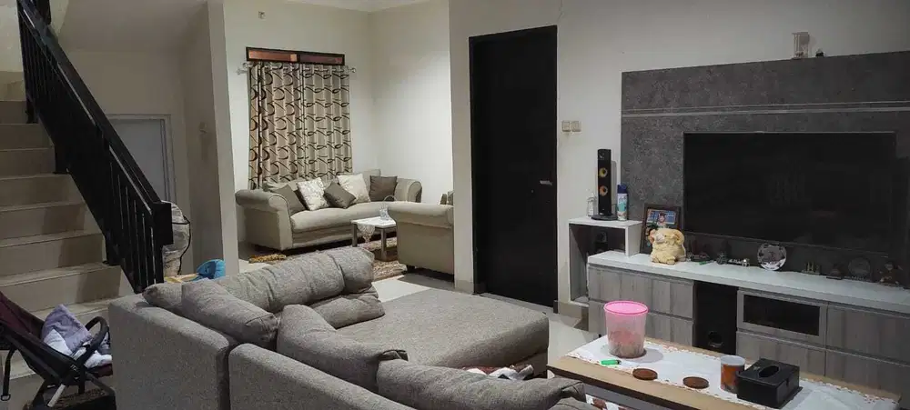 DIJUAL RUMAH 2 LANTAI MEWAH MURAH DEKAT AEONMAL MUTIARA SENTUL SSR273