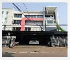 DI JUAL GEDUNG  4 LANTAI KUNINGAN  SETIABUDI JAKARTA SELATAN