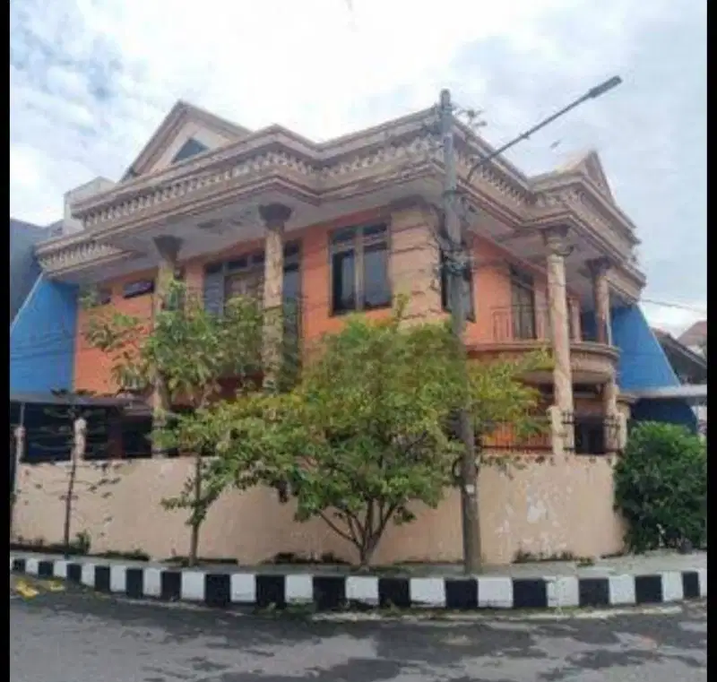 Mulyosari. Sutorejo Prima. Rumah Hook. furnish