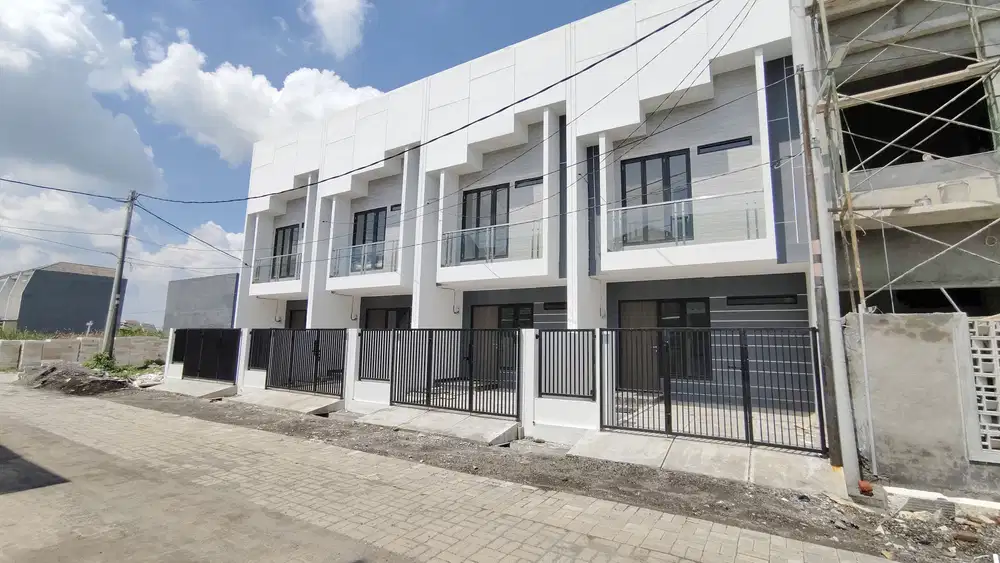 Miliki Rumah 2 Lantai Free BPHTB, Notaris Di Rungkut Modern, Gununganyar