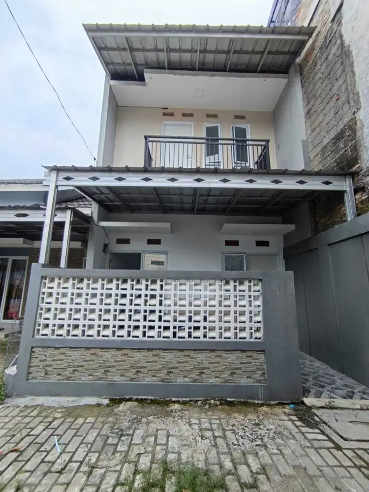 Rumah Cantik 2 Lantai dekat Mabes TNi dan Agrowisata Cilangkap