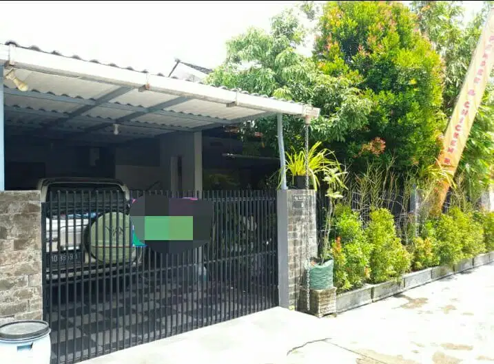 Rumah luas gumpang siap huni bagus area perkampungan nyaman