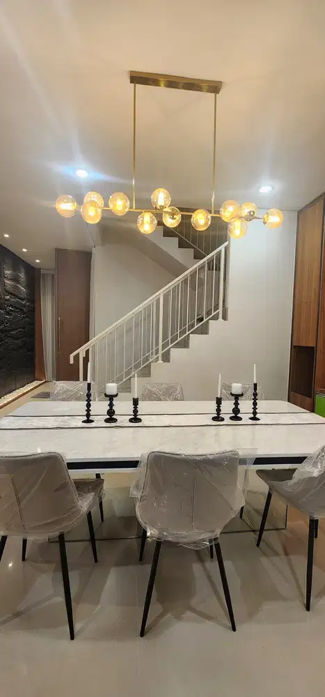 RUMAH CANTIK ROYAL RESIDENCE FURNISHED 2 LANTAI CLUSTER DEPAN