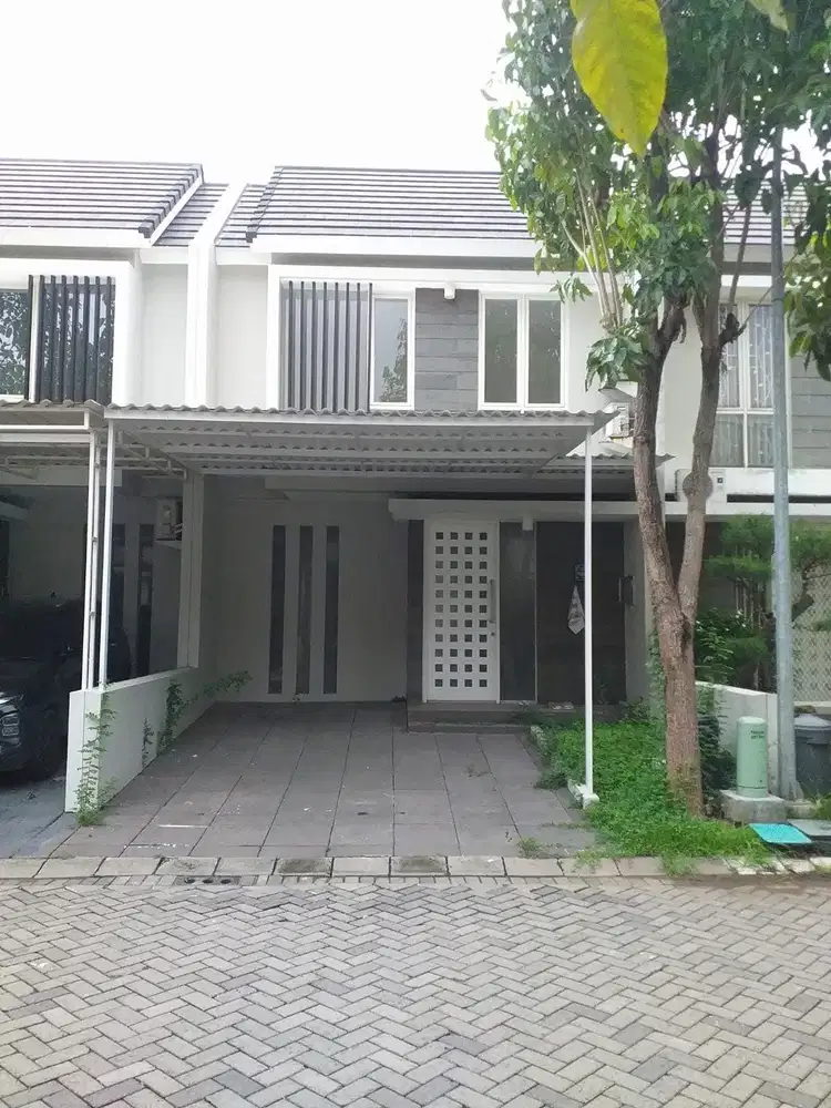 Dijual & Disewakan Cepat Rumah 2Lt Siap Huni Greenlake Wiyung