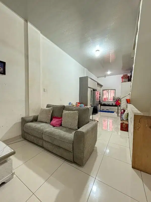 dijual Rumah siaphuni komplek Maryland di marelan