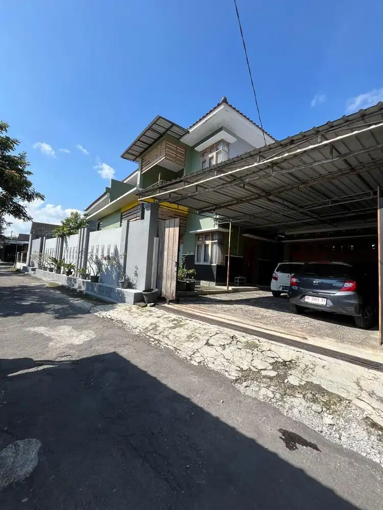 RUMAH MEWAH LUAS 2 LANTAI DENGAN KOLAM RENANG DI UTARA JALAN GITO GATI