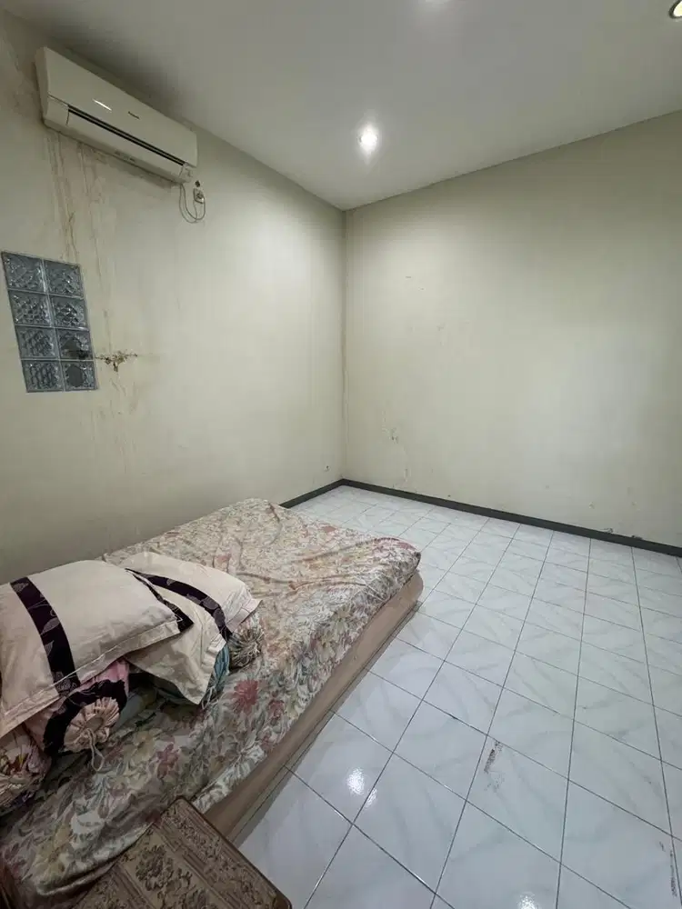 Disewakan Rumah Manyar Jaya, Surabaya Dekat Univ Untag.