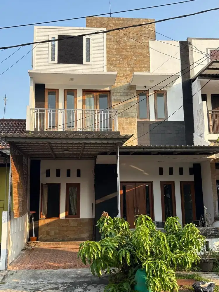 Disewakan Rumah Cluster Lembah Hijau Lippo Cikarang