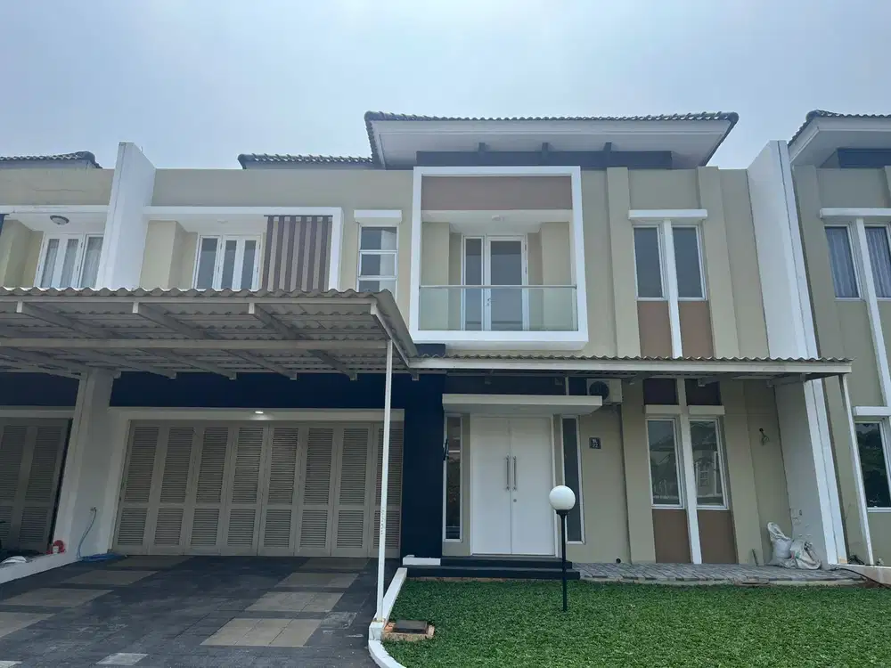 DIJUAL Rumah Cluster San Lorenzo kawasan ILLAGO Paramount Serpong