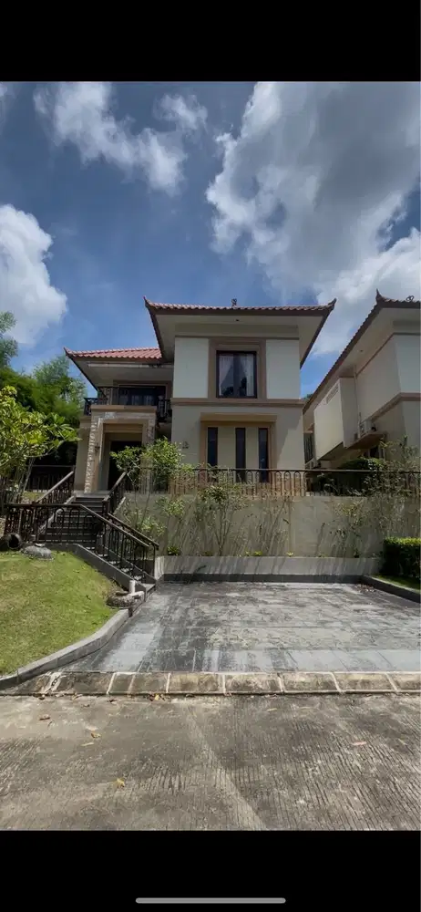 Dijual Rumah Mewah Villa Panbil