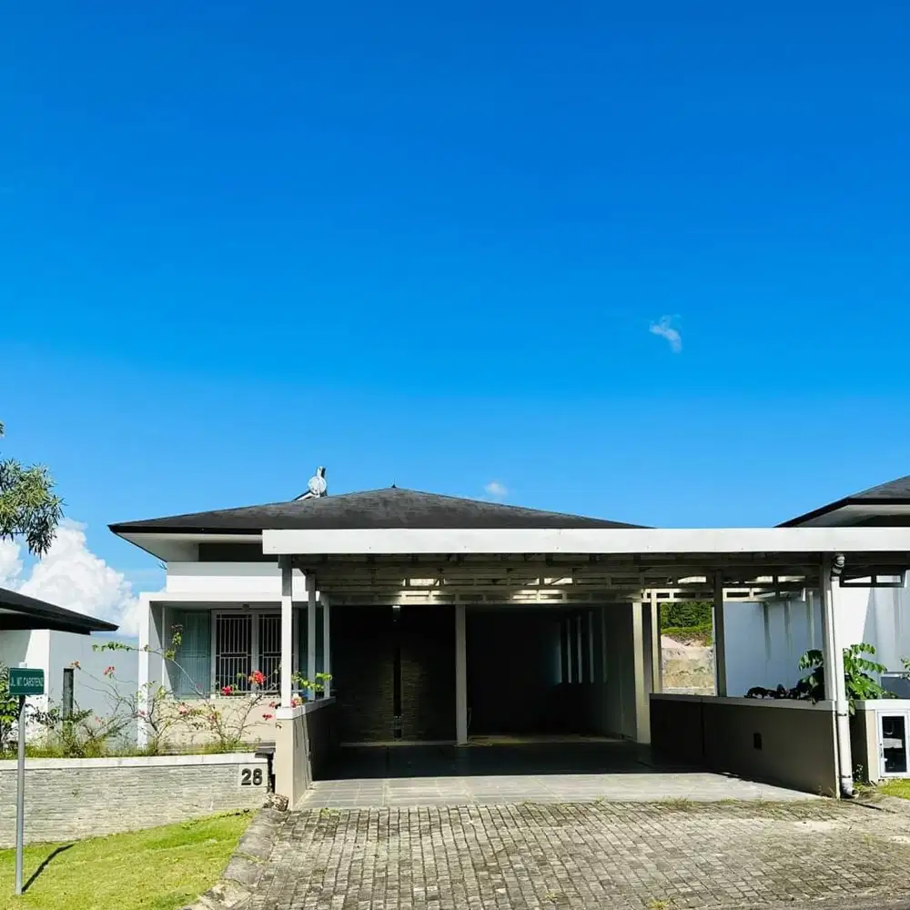 Dijual rumah Mewah Grand summit