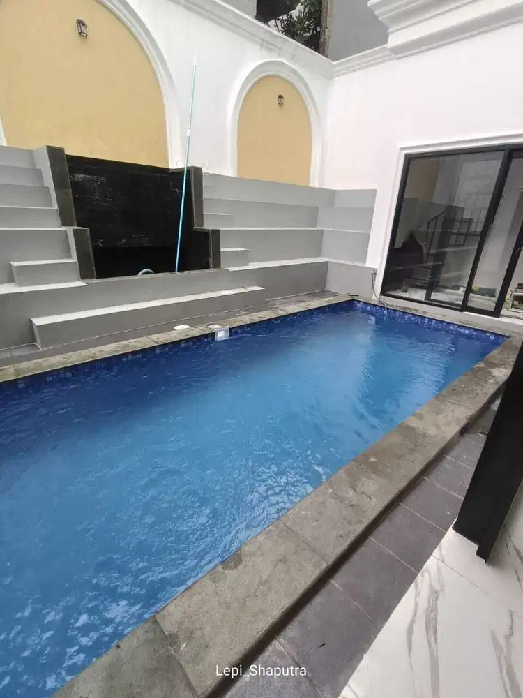 DIJUAL RUMAH 2 LANTAI SWIMMING POOL BISA NEGO AYO SURVEY SENTUL SSR864