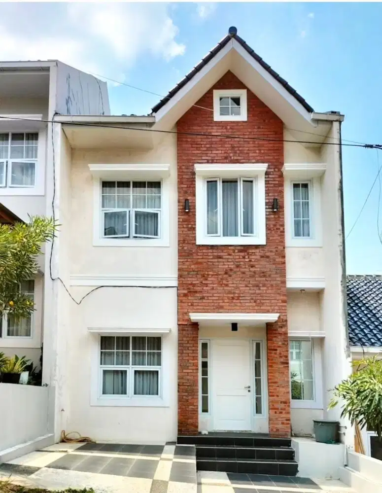 Jual Rumah CANTIK desain UNIK di Sariwangi dekat Cihanjuang Sarijadi