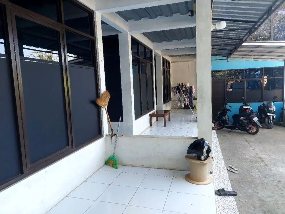 Kostan dekat UNPAD Jatinangor, Akses mobil.