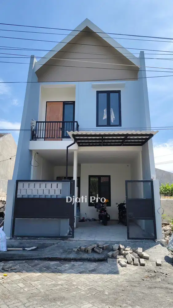 Rumah 2 Lantai uk.5x21m Selangkah Dari Jln Raya Di Medokan Sawah Timur