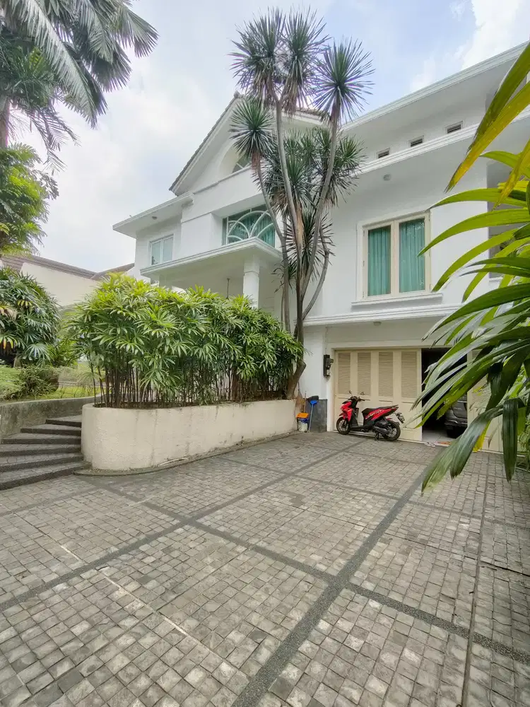 Disewakan rumah bagus with Furnished at Tirtayasa Jakarta selatan